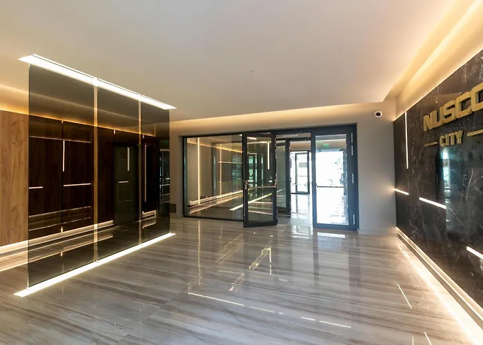 Stylish 1br With Balcony In Vibrant Business Area