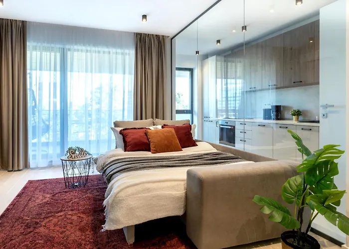 Stylish 1br With Balcony In Vibrant Business Area Bükreş