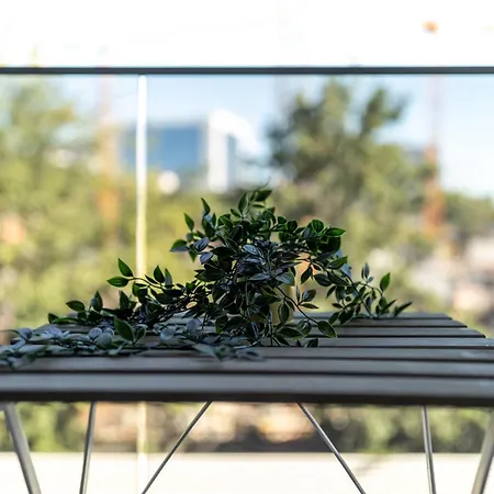 Apartament Stylish 1br With Balcony In Vibrant Business Area Bukareszt